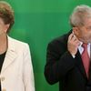 La présidente brésilienne, Dilma Rousseff, et son prédécesseur, Lula, à Brasilia (Brésil), le&nbsp;17 mars 2016.&nbsp; (ADRIANO MACHADO / REUTERS)