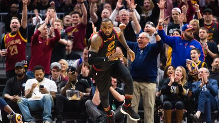 LeBron James et Cleveland se sont repris (JASON MILLER / GETTY IMAGES NORTH AMERICA)