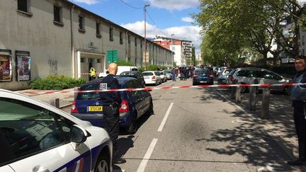 L'avenue Teisseire à Grenoble (Isère), où une fusillade mortelle a éclaté le 25 avril 2016.&nbsp;


 (MARIE MICHELLIER / FRANCE 3 ALPES)