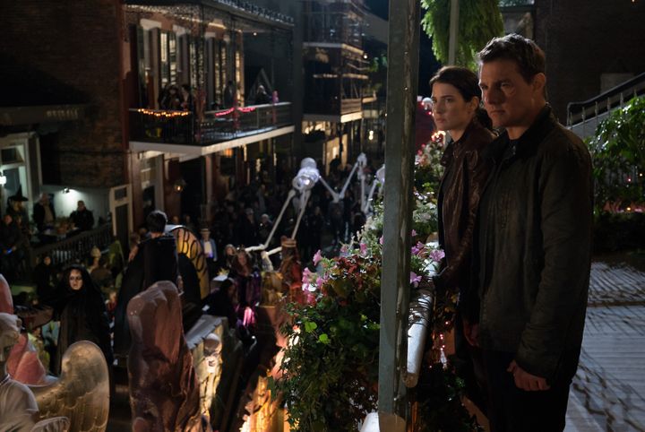 Cobie Smulders et Tom Cruise dans "Jack Reacher : Never Go Back" d'Edward Zwick 
 (Paramount Pictures)