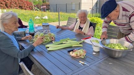 Les colocataires de la maison gérée par Âges et vie à Grandfontaine (Doubs). (AGES ET VIE)