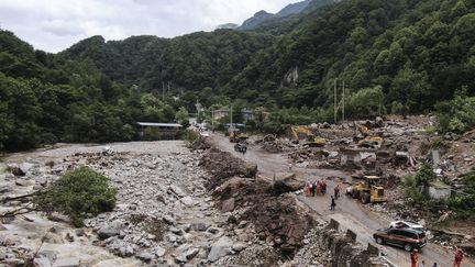 Un glissement de terrain s'est produit dans le village de Weiziping, dans le nord de la Chine, causant au moins 21 décès selon un bilan daté du 13 août 2023. (ZOU JINGYI/AP/SIPA)