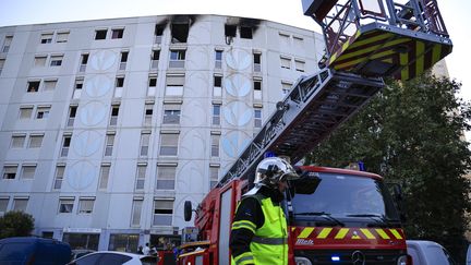 Incendie à Nice : des témoins indiquent avoir vu trois personnes prendre la fuite