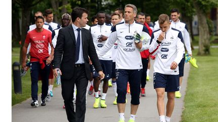  (© MAXPPP Visite présidentielle ce jeudi midi à Clairefontaine où l'équipe de France prépare le Mondial 2014)