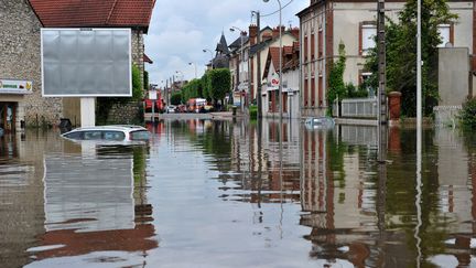 Loiret : après les inondations, le manque d'eau potable