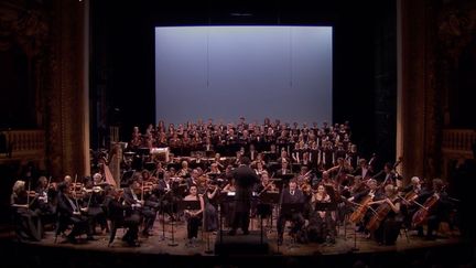 "Légende d'Arménie", concert de commémoration du centenaire du génocide arménien, à l'Opéra Comique à Paris, juin 2014. (FRANCE TELEVISIONS)