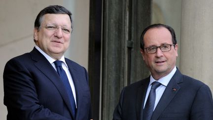 Fran&ccedil;ois Hollande re&ccedil;oit Jos&eacute; Manuel Barroso &agrave; l'Elys&eacute;e, le 9 juillet 2014. (STEPHANE DE SAKUTIN / AFP)