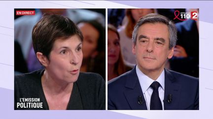 L'écrivaine Christine Angot face à François Fillon sur le plateau de "L'Emission politique" de France 2, le 23 mars 2017. (FRANCE 2)