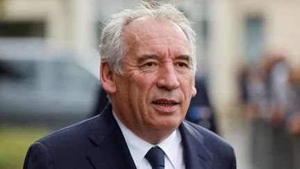 Le président du MoDem, François Bayrou, le 10 octobre 2022 à Craon (Mayenne). (LUDOVIC MARIN / AFP)