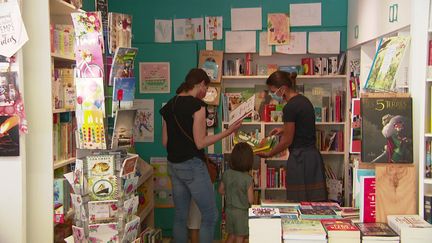 La librairie Le&nbsp;Livre dans la théière&nbsp;à Rocheservière en Vendée.&nbsp;&nbsp; (France 3 Pays de la Loire)