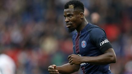 L'Ivoirien Serge Aurier sous le maillot du Paris SG. (BENJAMIN CREMEL / BENJAMIN CREMEL)