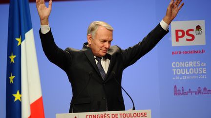 Jean-Marc Ayrault a assur&eacute; qu'il "assumait" et "revendiquait" sa m&eacute;thode, celle du dialogue social et de la "mobilisation", devant les militants du PS r&eacute;unis en congr&egrave;s &agrave; Toulouse samedi 27 octobre 2012. (REMY GABALDA / AFP)