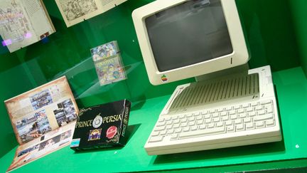 Ordinateur Apple IIc (1984) et jeu Prince of Persia pour Commodore Amiga (1989) (ELODIE DROUARD / FTVi)