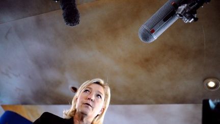 Marine Le Pen s'explique devant les journalistes (MARTIN BUREAU / AFP)