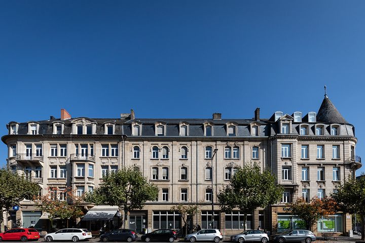 La façade d'un autre bâtiment, "22 The Avenue".&nbsp;Comptez 850 euros par mois pour la location d'un bureau pour une personne, accessible 24 heures sur 24 (Photo Gingko)