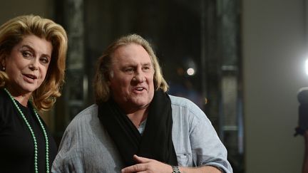 Catherine Deneuve et Gérard Depardieu, tournage de "Au service de sa Majesté", 2012
 (JOHANNES EISELE / AFP)