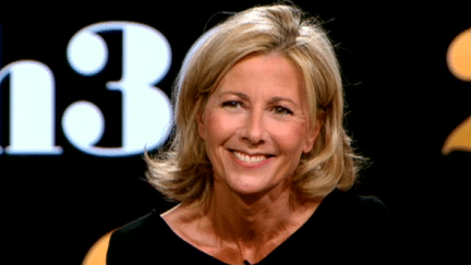 Claire Chazal sur le plateau de 20h30 le dimanche
 (France 2/ Culturebox )