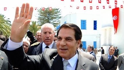 L'ex-pr&eacute;sident tunisien Zine el-Abidine Ben Ali le 9 mai 2010, &agrave; Tunis. (FETHI BELAID / AFP)