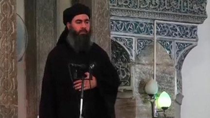 &nbsp; (Cet homme est présumé être Abou Bakr al Baghdadi © REUTERS)