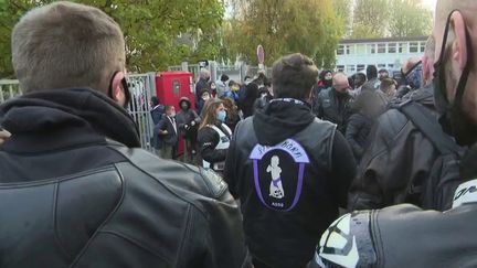 Calvados : des&nbsp;motards se mobilisent pour soutenir des enfants victimes de&nbsp;harcèlement scolaire (France 3)