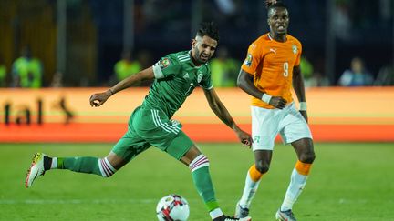 Riyad Mahrez et l'Algérie face à la Côte d'Ivoire lors de la Coupe d'Afrique des Nations 2019. (ULRIK PEDERSEN / NURPHOTO)