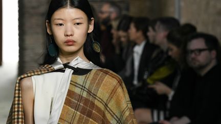 Lanvin pap ah 2019-20, à Paris, février 2019.
 (Ik Aldama / dpa Picture-Alliance)