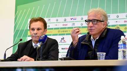 Roland Romeyer et Bernard Caïazzo ont annoncé que l'ASSE était à vendre en avril 2021. (PHOTO YVES FLAMMIN / MAXPPP)