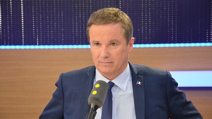 Nicolas Dupont-Aignan,&nbsp;président du parti Debout la France. (RADIO FRANCE / JEAN-CHRISTOPHE BOURDILLAT)