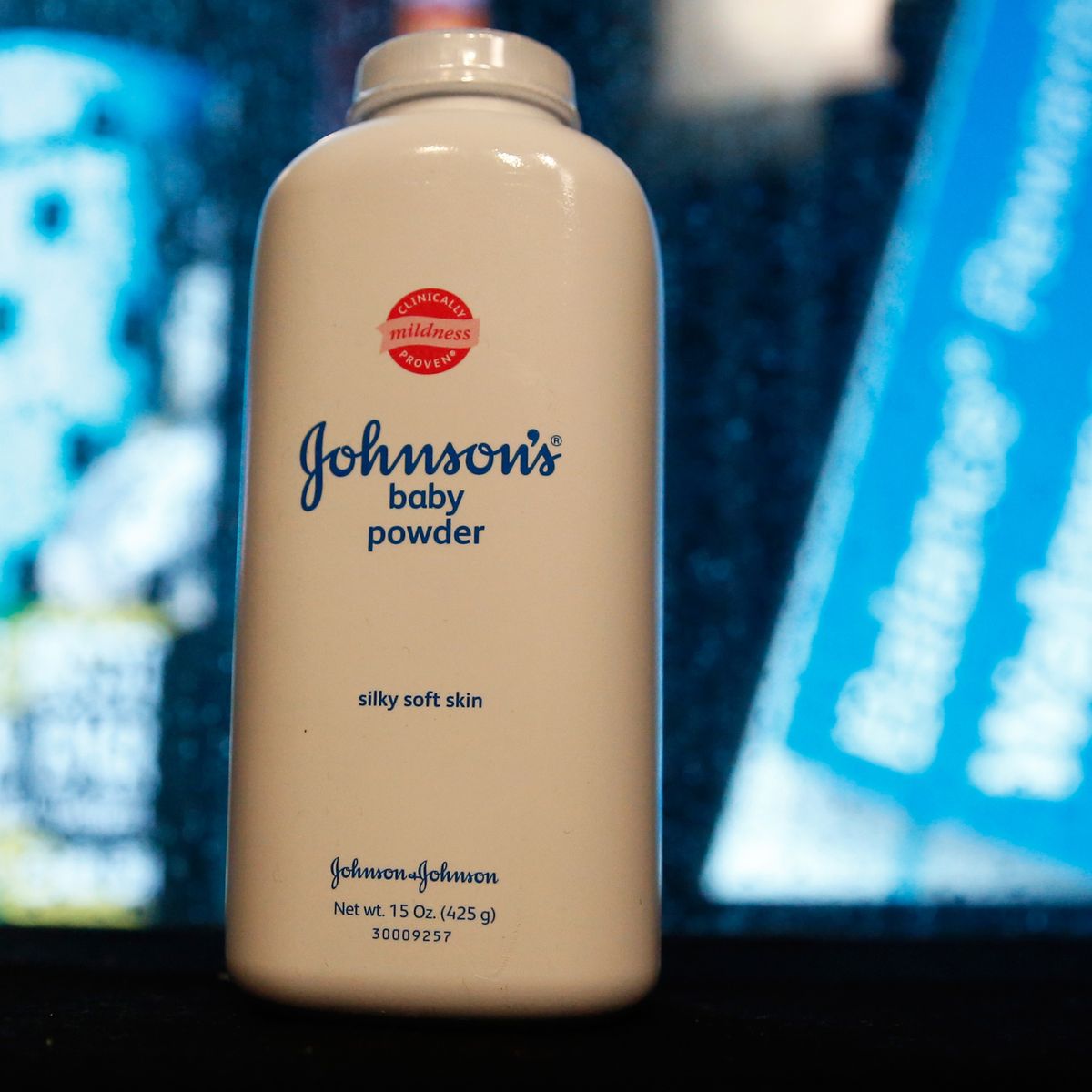 Talc Et Cancer Le Groupe Johnson Johnson Condamne Par La Justice Americaine A Payer 2 1 Milliards De Dollars