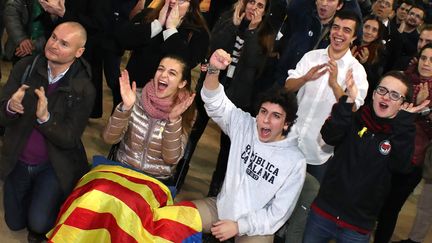 Des indépendantistes catalans le 21 décembre 2017 à Barcelone.&nbsp; (TETSU JOKO / YOMIURI)