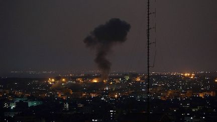 Des tirs a&eacute;riens isra&eacute;liens ont tu&eacute; 15 Palestiniens, samedi 12 juillet 2014. ( ANADOLU AGENCY / AFP)