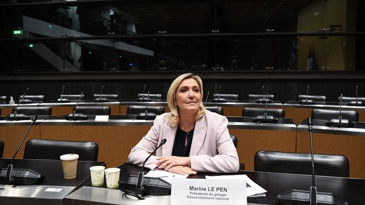 The president of the RN deputies, Marine Le Pen, heard by the commission of inquiry into foreign interference, on May 24, 2023, at the National Assembly.  (CHRISTOPHE ARCHAMBAULT / AFP)