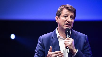 Yannick Jadot, candidat d'Europe Ecologie-Les Verts, le 22 février 2022 à Paris. (STEPHANE DE SAKUTIN / AFP)