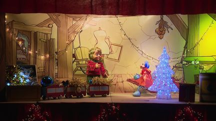 "Noël au grenier", l'une des créations du théâtre de marionnettes Mariska (FRANCE 3 NORD PAS-DE-CALAIS)