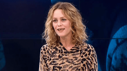 Vanessa Paradis sur le plateau de France 3 pour son film "Chien"
 (France 3 / Culturebox )