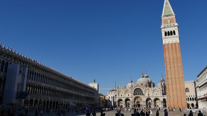 Venise : la Place Saint-Marc avec la Basilique.
 (Lorenzo Ciavarini Azzi/Culturebox)