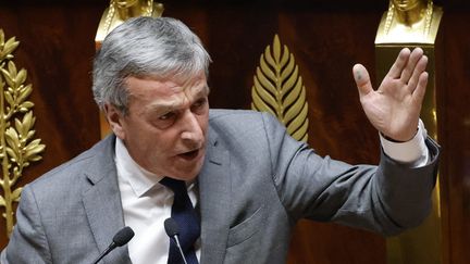 Le député MoDem Philippe Vigier, pendant les débats sur la réforme des retraites, à l'Assemblée nationale à Paris, le 6 février 2023. (LUDOVIC MARIN / AFP)