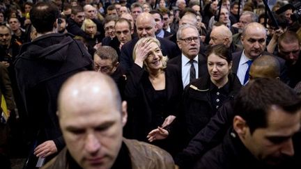 Marine Le Pen au salon de l'agriculture le 2 mars à Paris (MARTIN BUREAU / AFP)