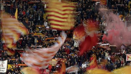 Les supporters de la Roma, le 4 avril 2015, lors du match de Serie A face au Napoli.