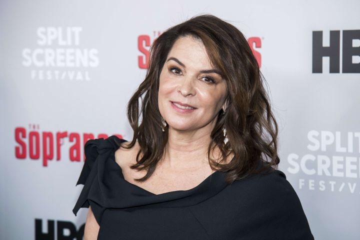 L'actrice Annabella Sciorra lors du 20e anniversaire des "Soprano" à New York, le 9 janvier 2019. (CHARLES SYKES / AP / SIPA)