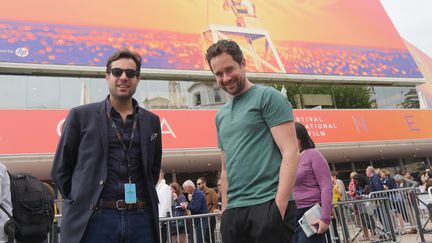 Edouard Brane et Jean-Michel Blais devant le Palais des festivals, le 22 mai 2019. (Lorenzo Ciavarini Azzi/franceinfo Culture)