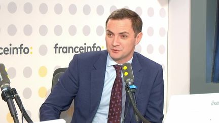 Alexander Makogonov, porte-parole de l’ambassade de Russie en France, invité de franceinfo, mardi 11 octobre 2022. (CAPTURE ECRAN / FRANCEINFO)