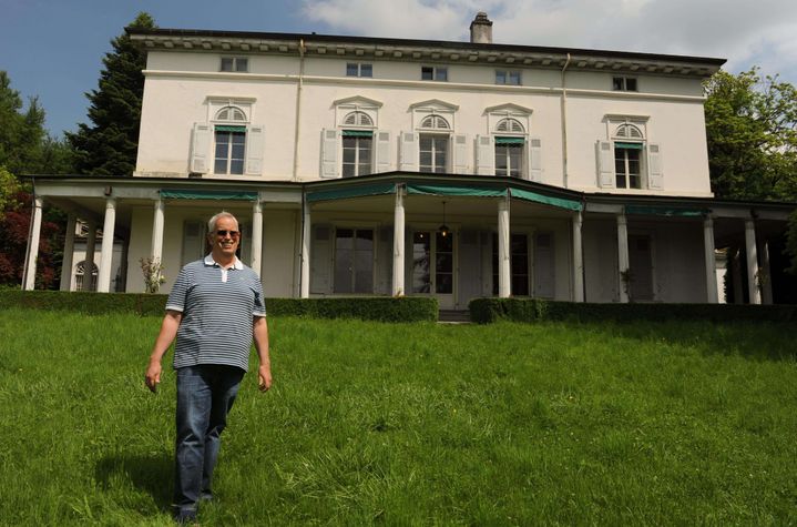 Eugène Chaplin devant le Manoir de Ban en 2014.
 (NEWSCOM/SIPA)