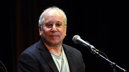 Paul Simon sur scène à New York le 6 octobre 2015
 (Michael loccisano / Getty Images / AFP)