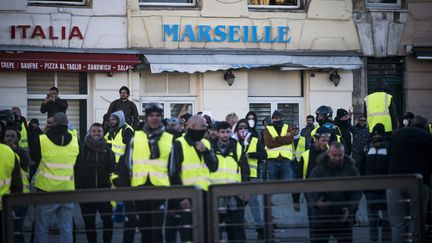 Une manifestation de "gilets jaunes" à Marseille (Bouches-du-Rhône), le 8 décembre 2018. (LILIAN AUFFRET / PHOTOGRAPHER)