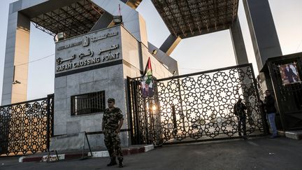 Le poste-frontière de Rafah, sous autorité palestinienne, le 17 novembre 2017 au sud de la bande de Gaza.&nbsp; (SAID KHATIB / AFP)