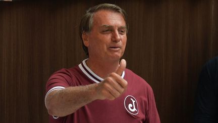 Le président brésilien Jair Bolsonaro à l'hôpital Vila Nova Star de Sao Paulo, le 5 janvier 2022. (NELSON ALMEIDA / AFP)