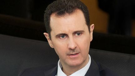 Le pr&eacute;sident syrien, Bachar Al-Assad, lors d'une interview au magazine allemand "Der Spiegel", &agrave; Damas (Syrie), le 7 octobre 2013. (SANA / AFP)