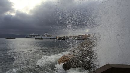 &nbsp; (Une forte tempête hivernale est annoncée sur la Corse. Une alerte orange a été lancée par Météo France© MAXPPP)