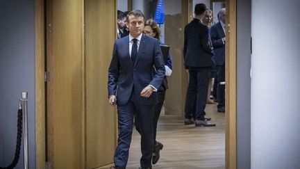 Le président français Emmanuel Macron lors d'une réunion à Bruxelles, le 12 décembre 2023. (NICOLAS ECONOMOU / NURPHOTO / AFP)